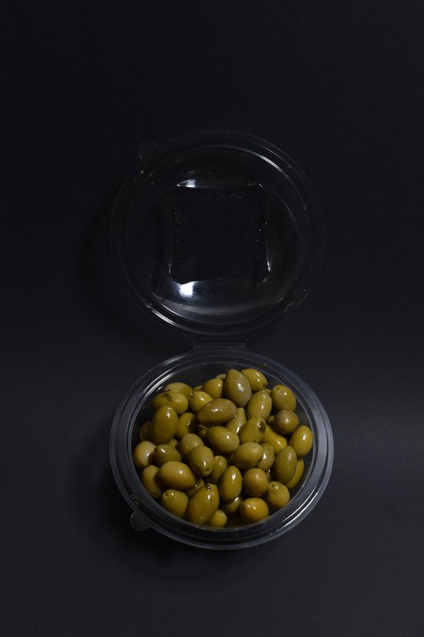 sizilianische Oliven schiacciate